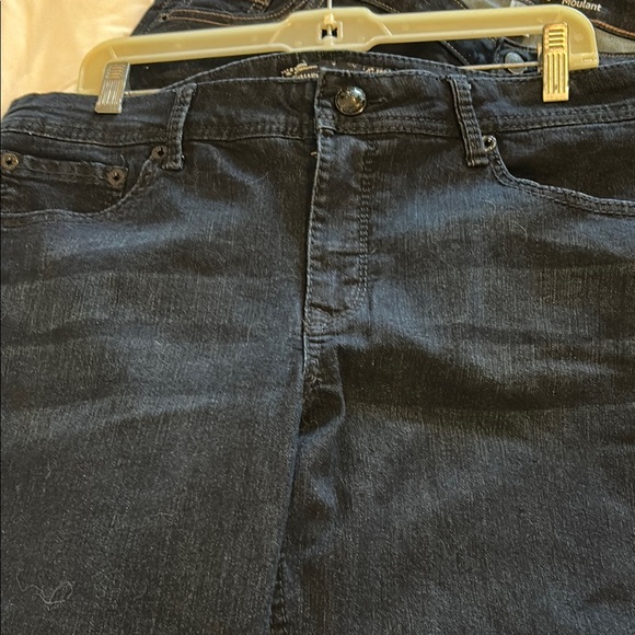 Classic denim Women's Jeans - Picture 3 of 6